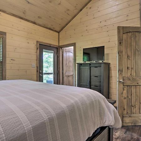 Smoky Cove Retreat With Private Hot Tub And Deck! Villa Sevierville Exterior photo