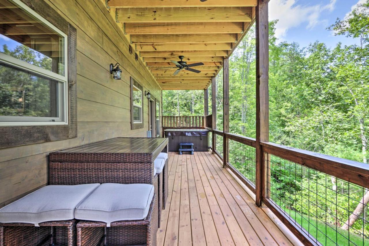 Smoky Cove Retreat With Private Hot Tub And Deck! Villa Sevierville Exterior photo